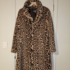 Gallery Faux Fur Leopard Print Coat Size L
